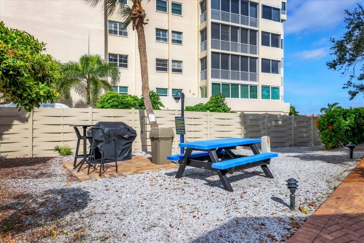 1900 Cove II Place, Unit 127, Sarasota, FL 34242 Photo