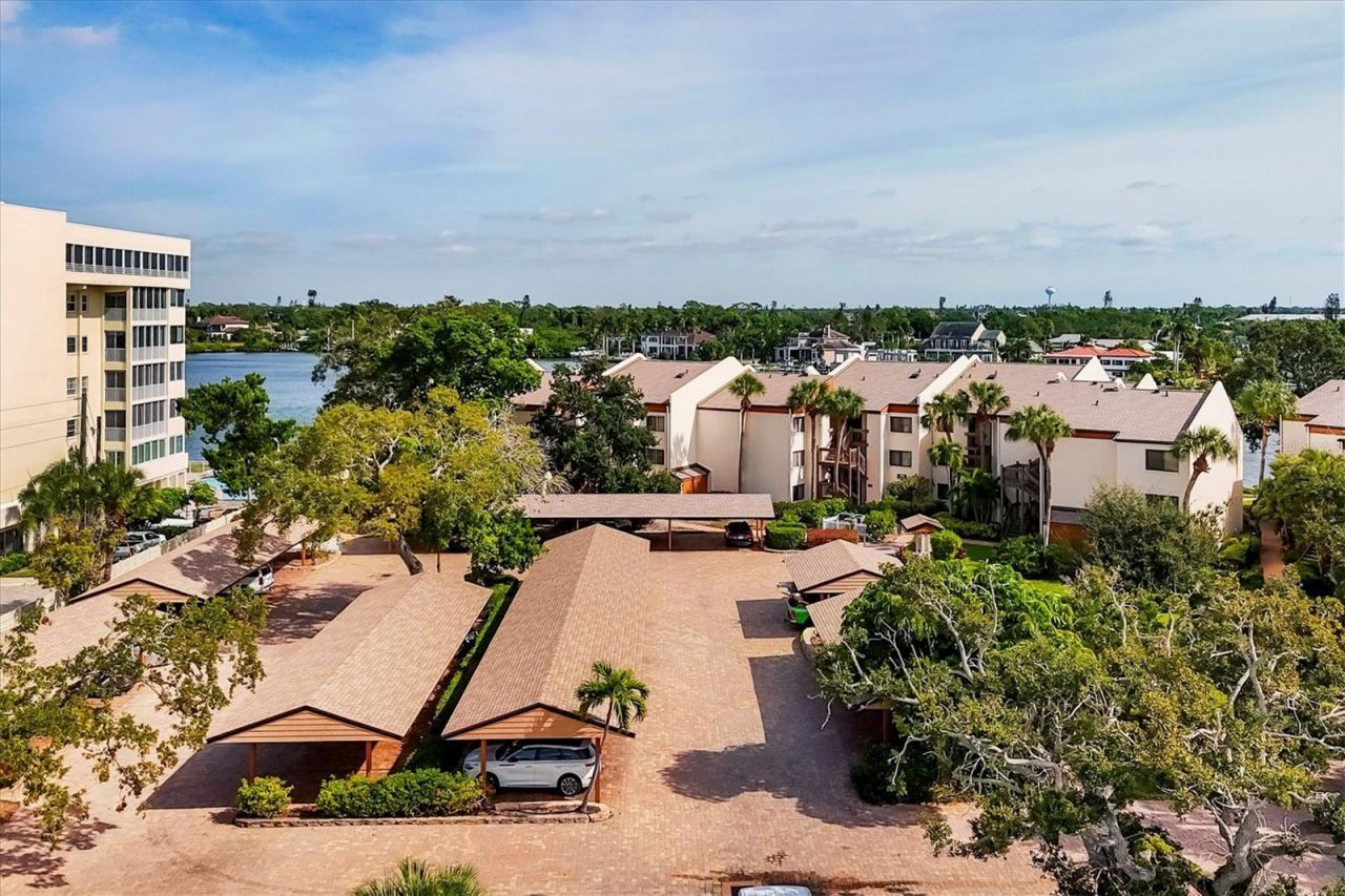 1900 Cove II Place, Unit 127, Sarasota, FL 34242 Photo