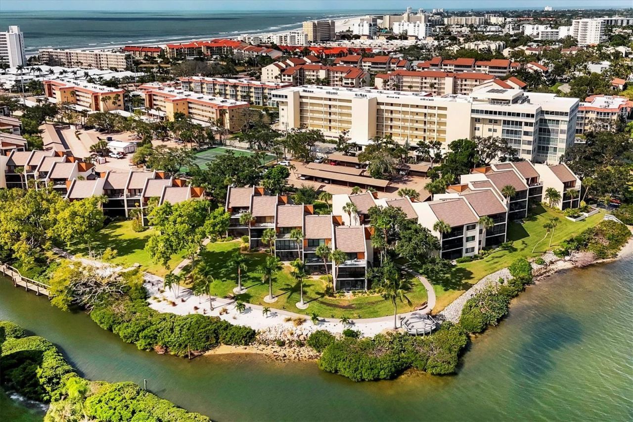 1900 Cove II Place, Unit 127, Sarasota, FL 34242 Photo