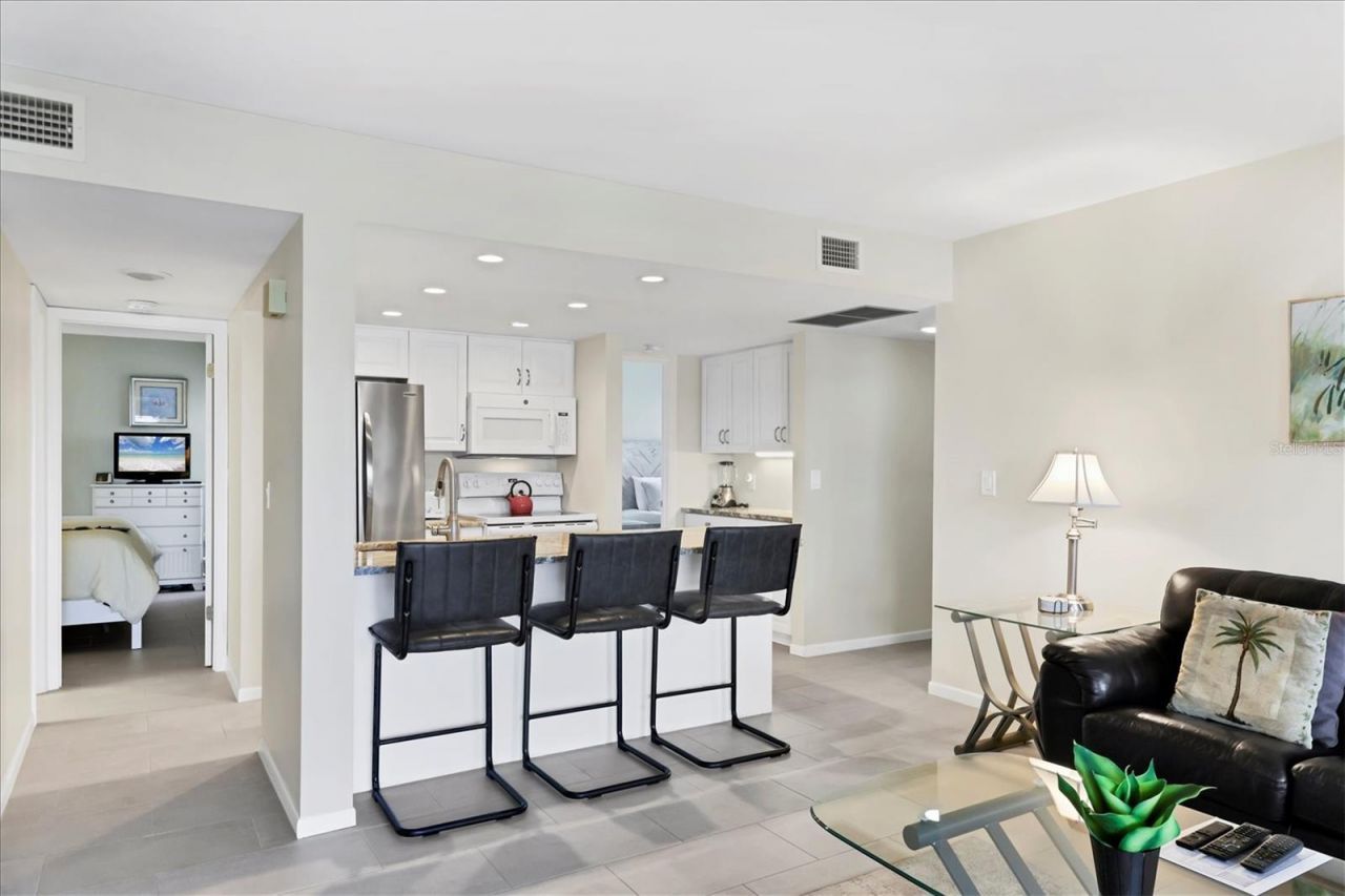 1900 Cove II Place, Unit 127, Sarasota, FL 34242 Photo