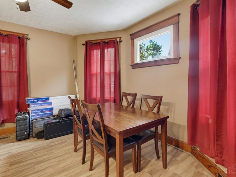 3918 Delmar Avenue, Cheviot, OH 45211 Photo 12