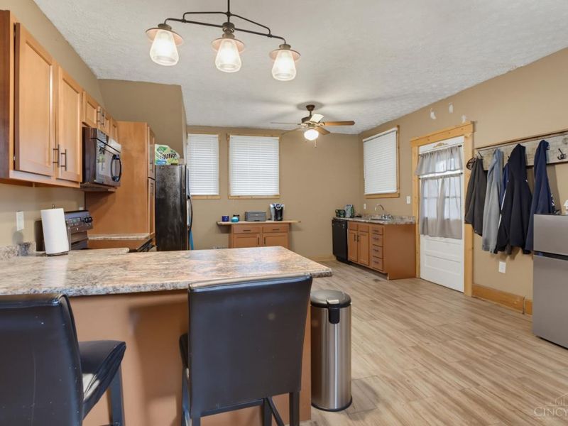 3918 Delmar Avenue, Cheviot, OH 45211 Photo 8