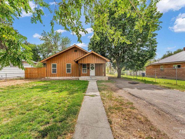 703 E Ave D, Jerome, ID 83338