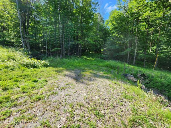 140 Roaser Road, Sand Lake, NY 12153