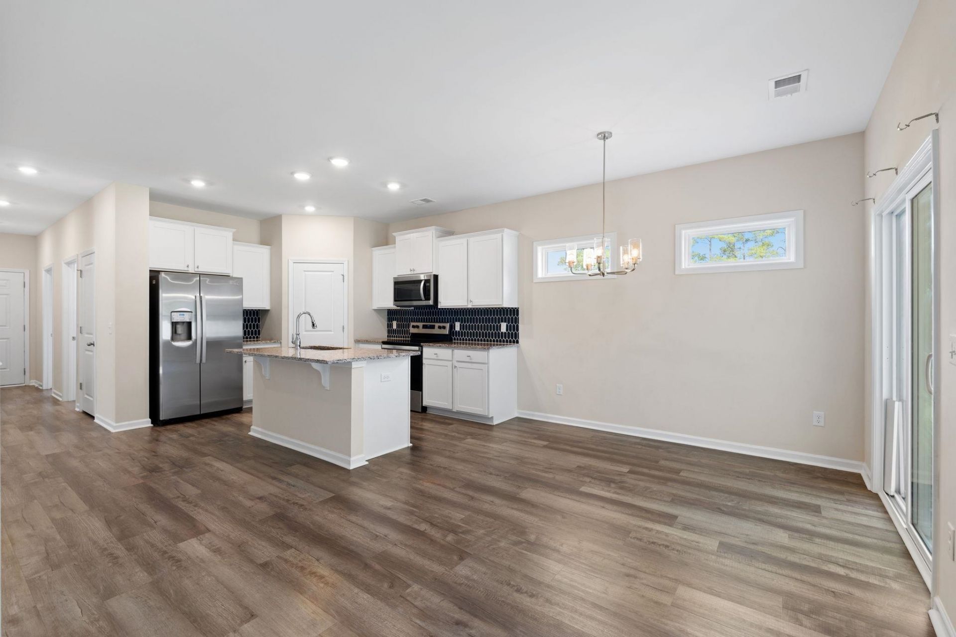 115 Avery Woods Dr. Photo 12
