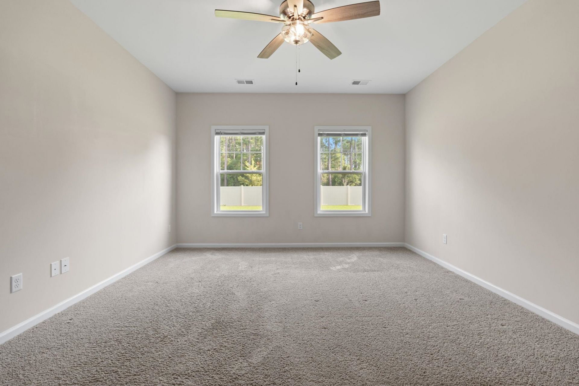 115 Avery Woods Dr. Photo 24