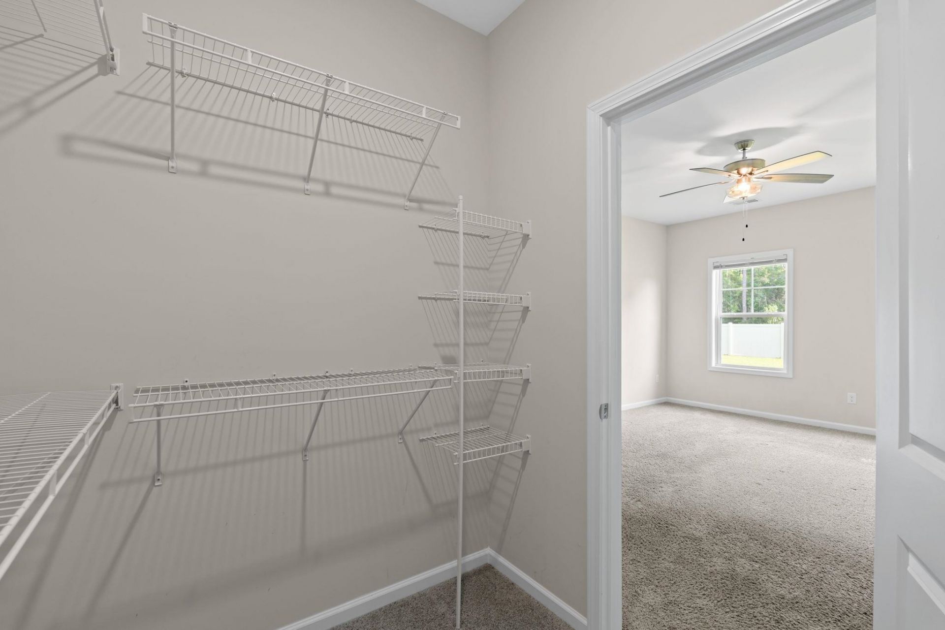115 Avery Woods Dr. Photo 28