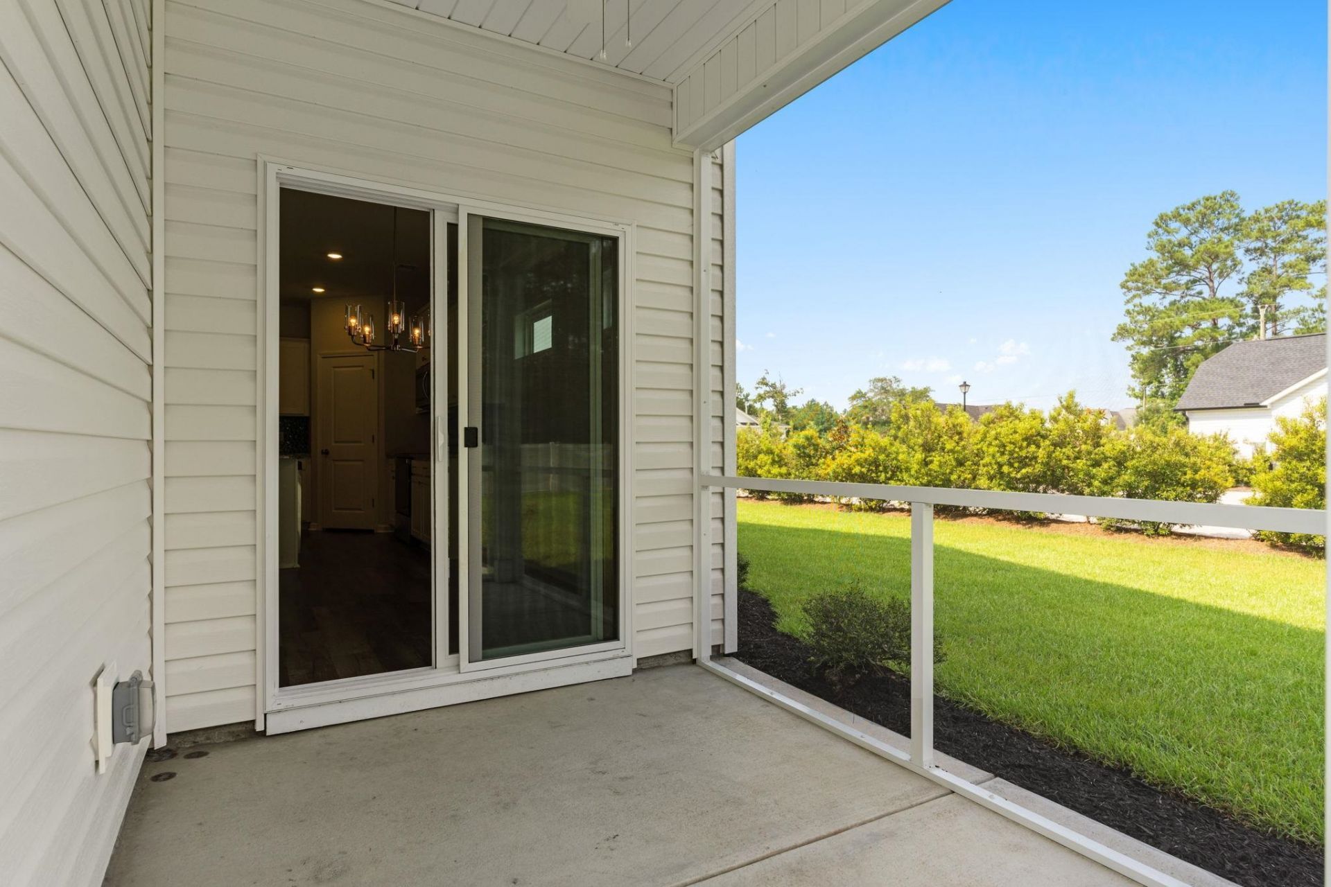115 Avery Woods Dr. Photo 33