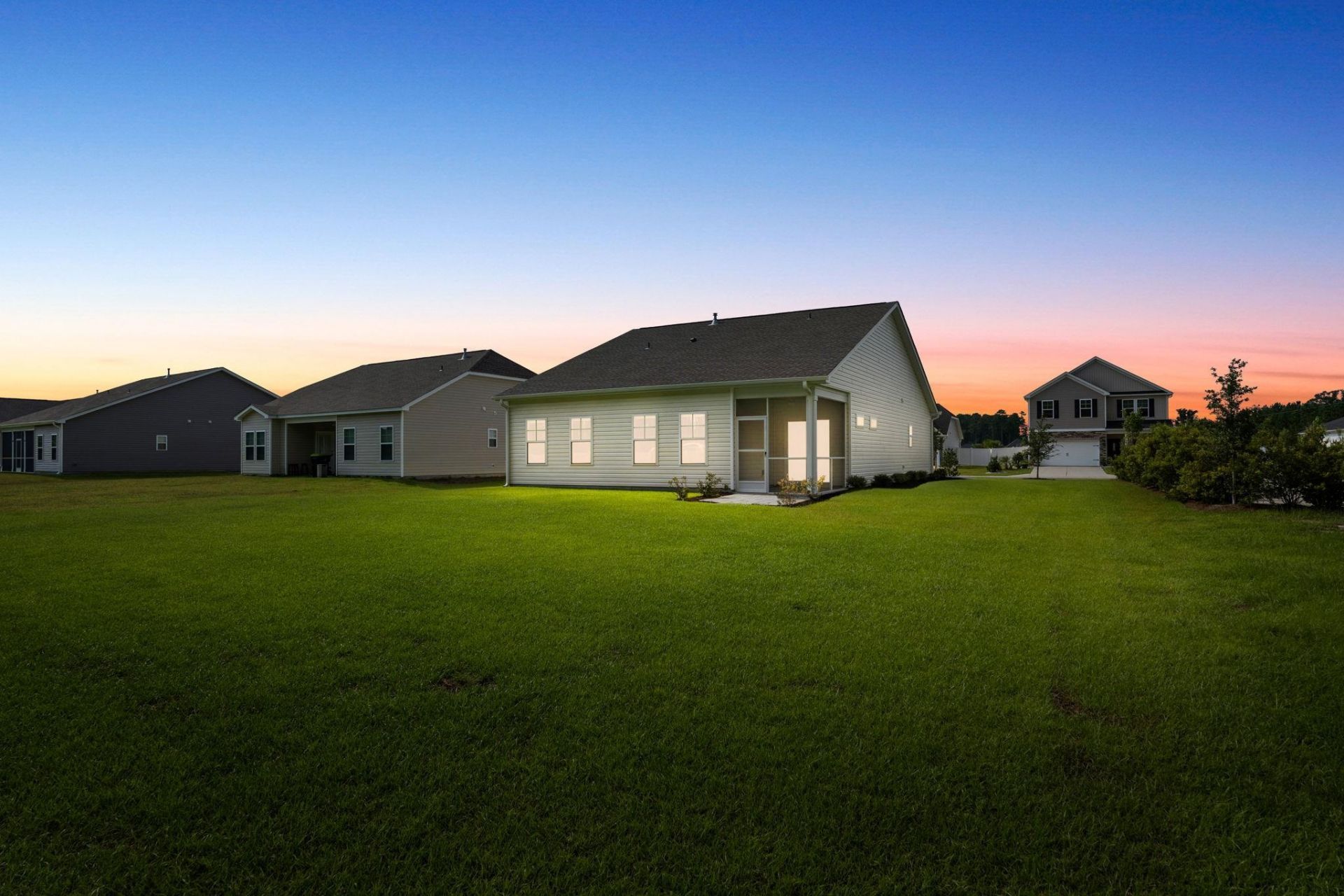 115 Avery Woods Dr. Photo 35