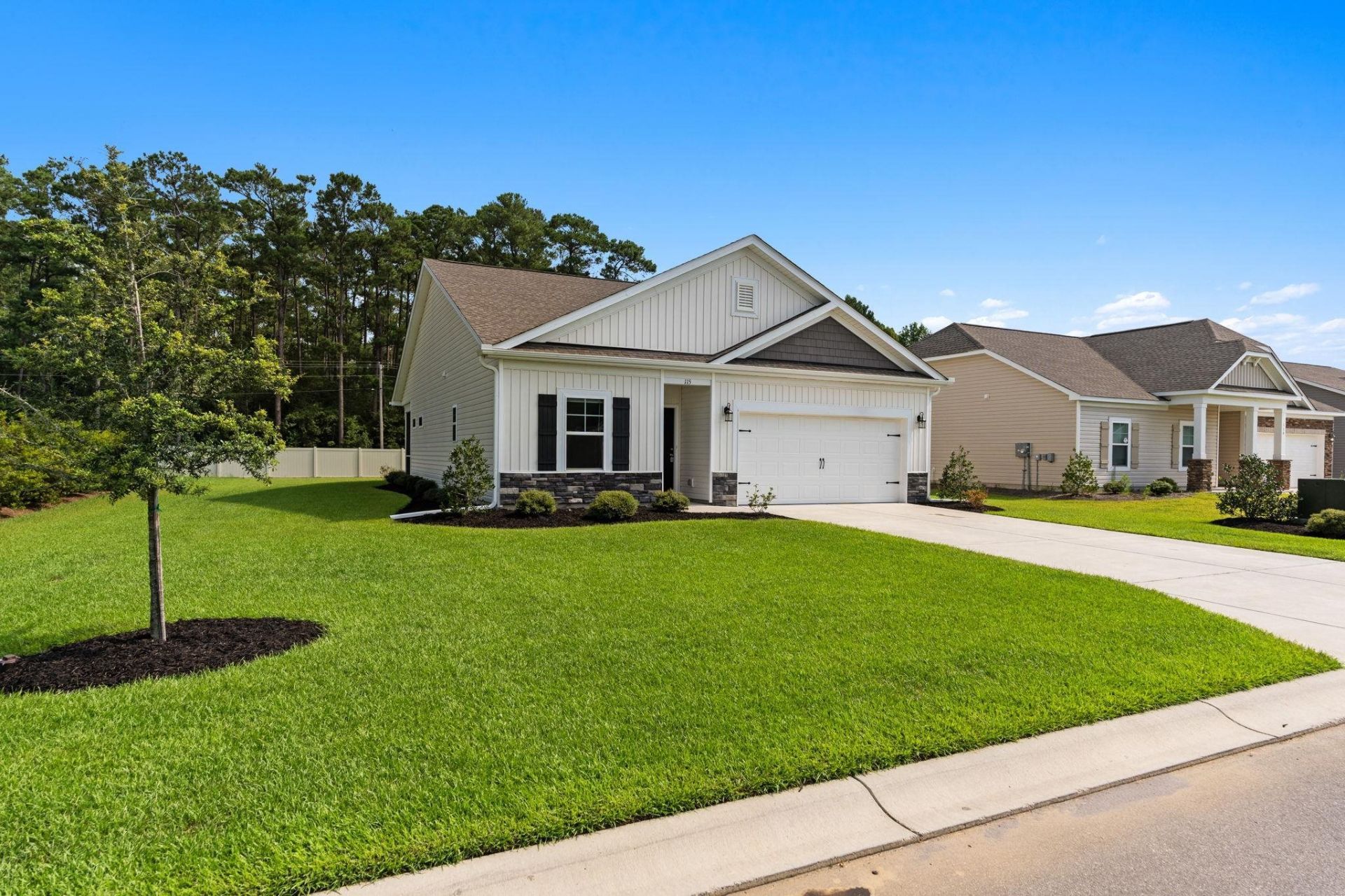 115 Avery Woods Dr. Photo 37