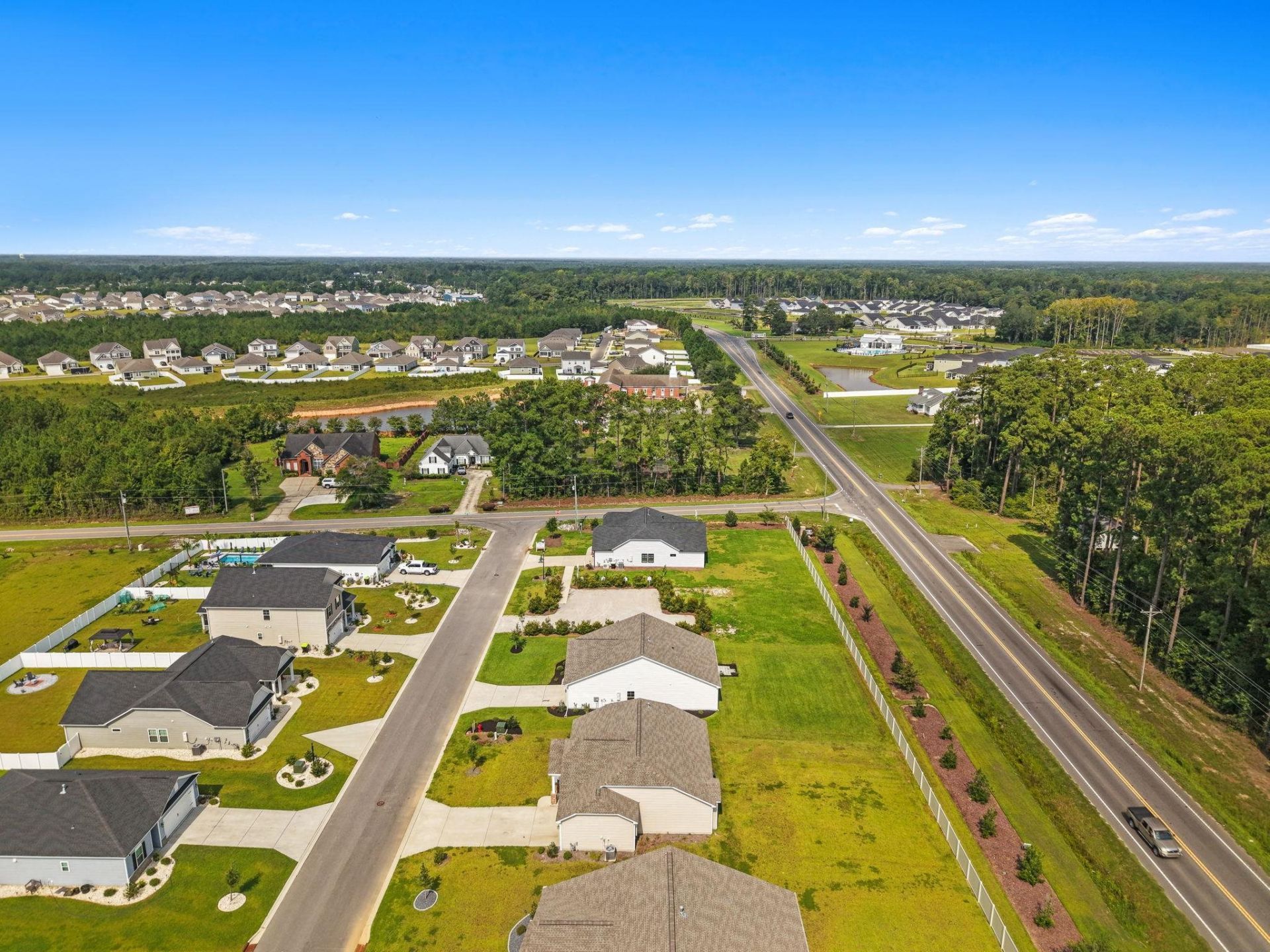 115 Avery Woods Dr. Photo 50