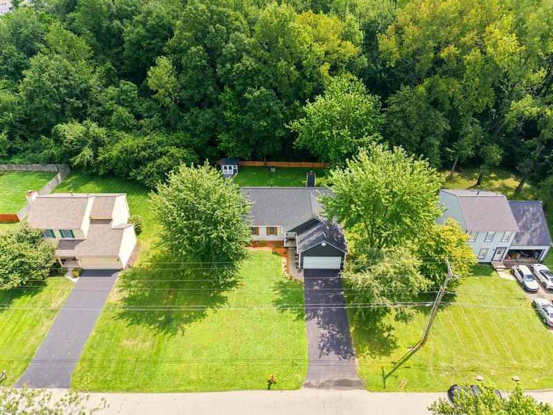 9825 Lynns Road, Etna, OH 43062 Photo 2