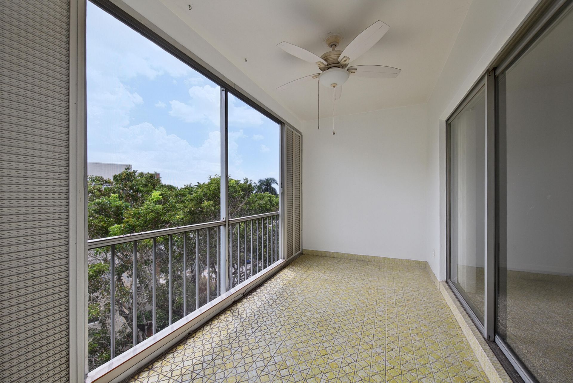 6731 Cypress Road, Unit 402, Plantation, FL 33317 Photo