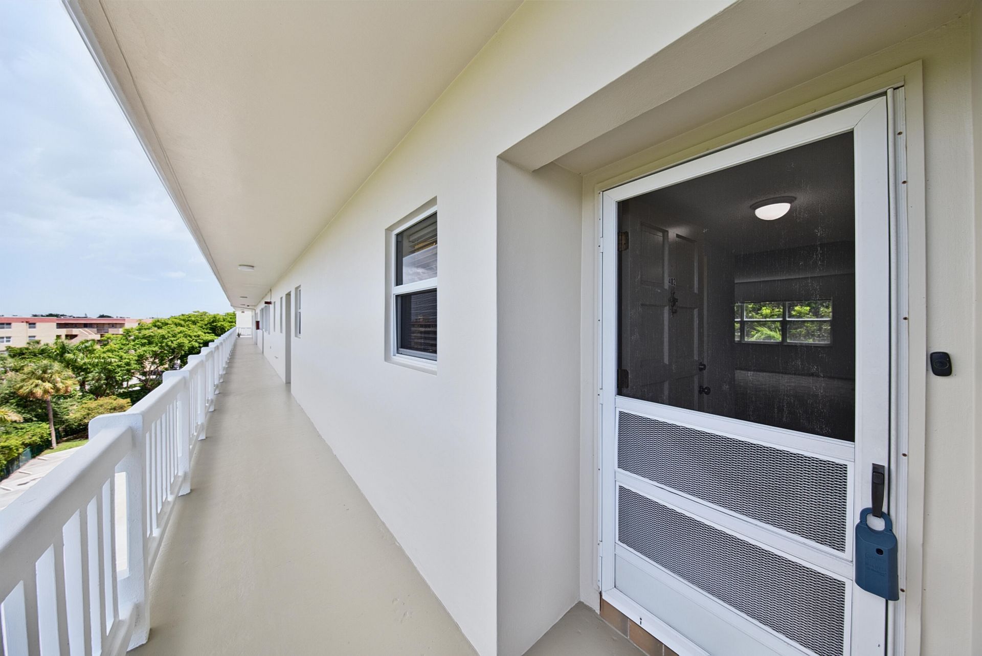 6731 Cypress Road, Unit 402, Plantation, FL 33317 Photo