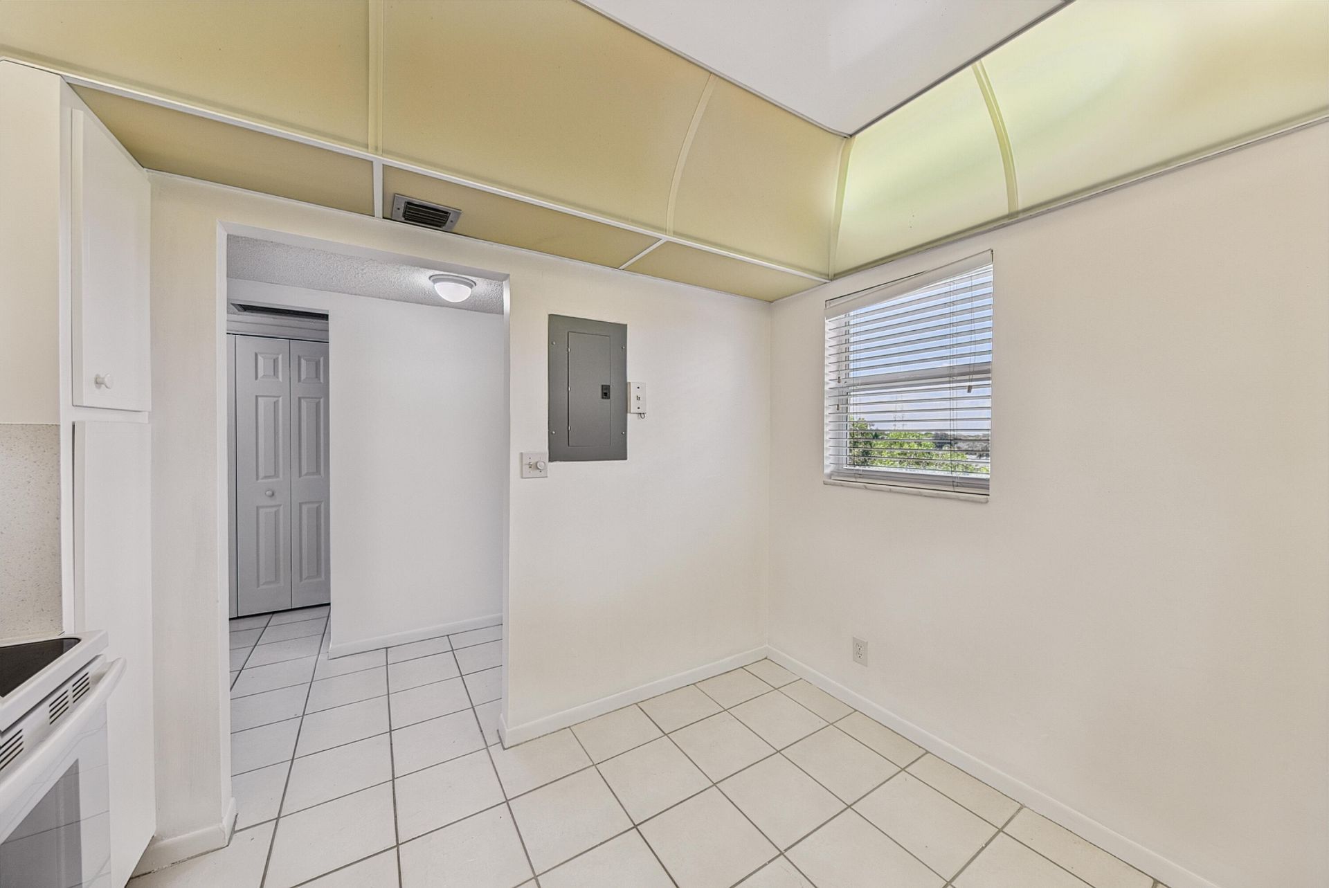 6731 Cypress Road, Unit 402, Plantation, FL 33317 Photo