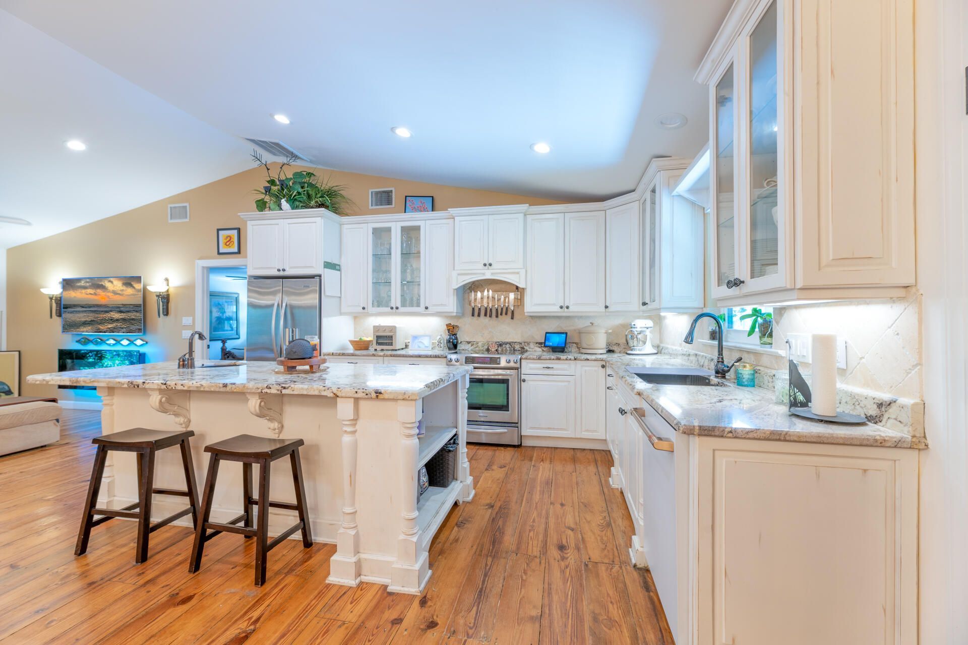304 SW Indian Groves Drive, Stuart, FL 34994 Photo