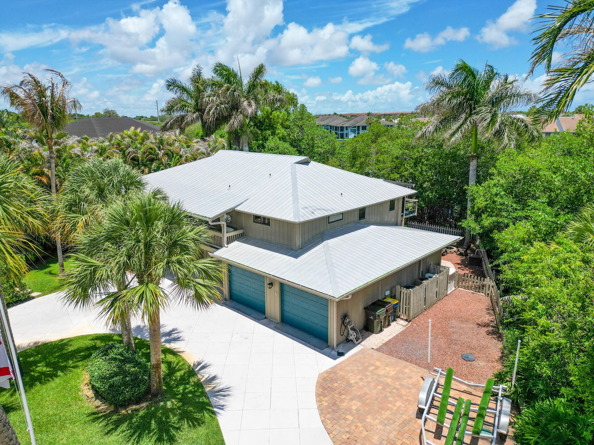 304 SW Indian Groves Drive, Stuart, FL 34994 Photo