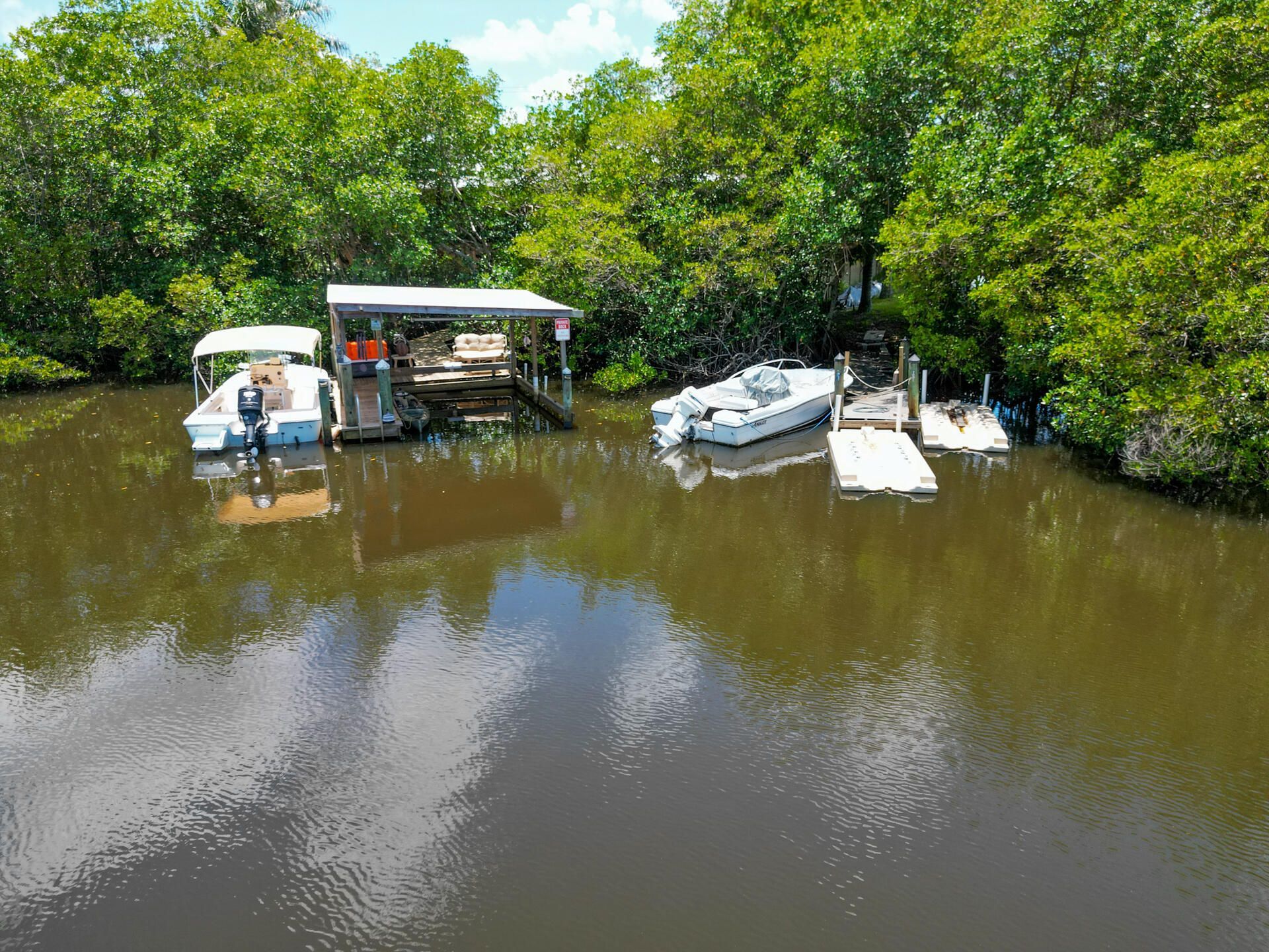 304 SW Indian Groves Drive, Stuart, FL 34994 Photo