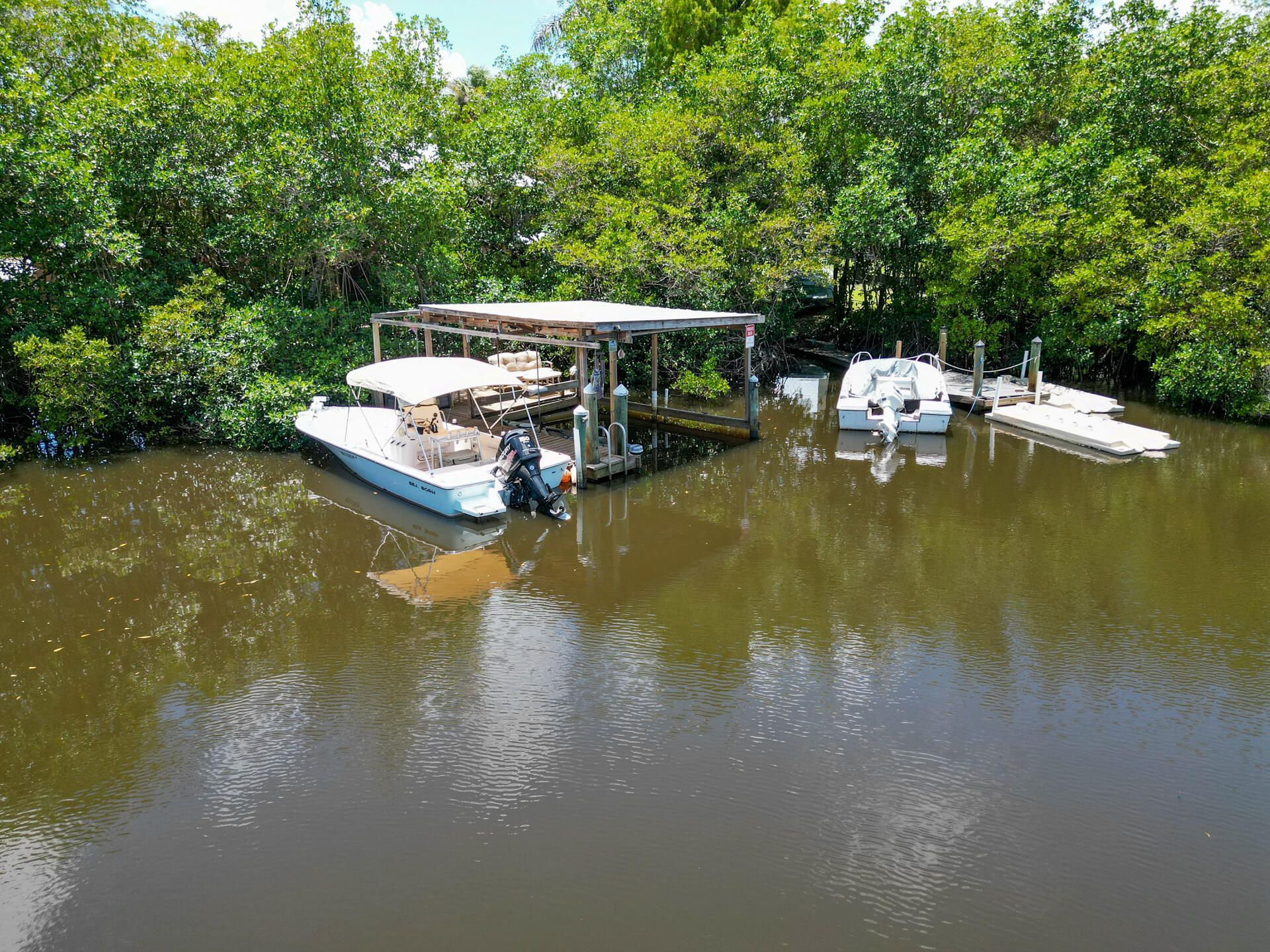 304 SW Indian Groves Drive, Stuart, FL 34994 Photo