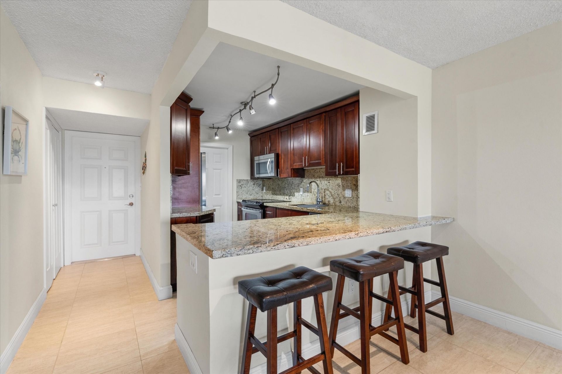 1021 Hillsboro Mile, Unit 504, Hillsboro Beach, FL 33062 Photo