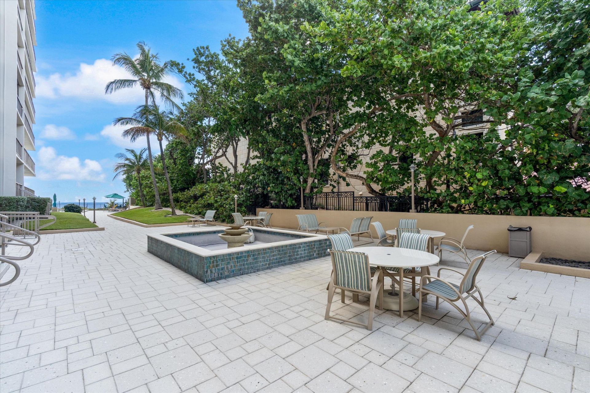 1021 Hillsboro Mile, Unit 504, Hillsboro Beach, FL 33062 Photo