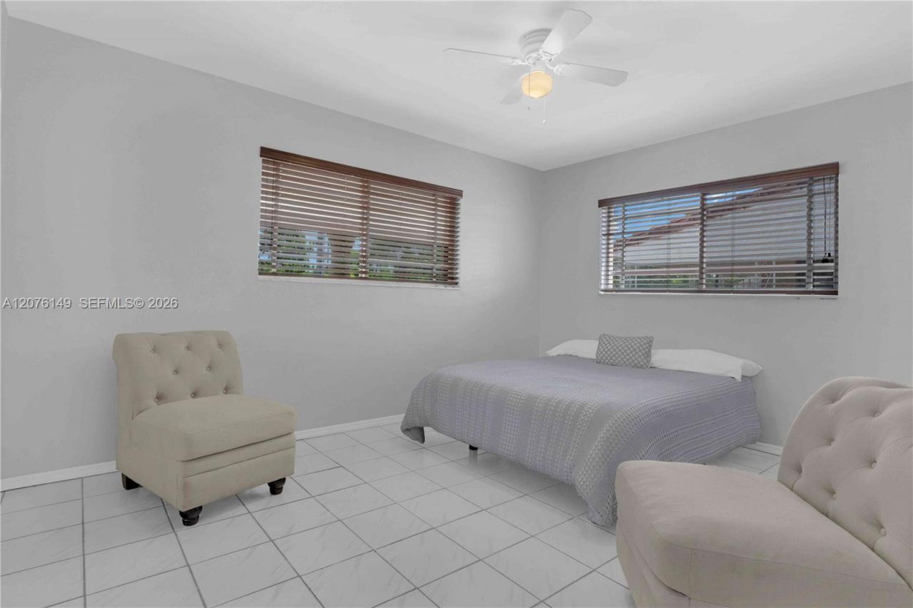 3030 NW 90th St , Miami, FL 33147 Photo