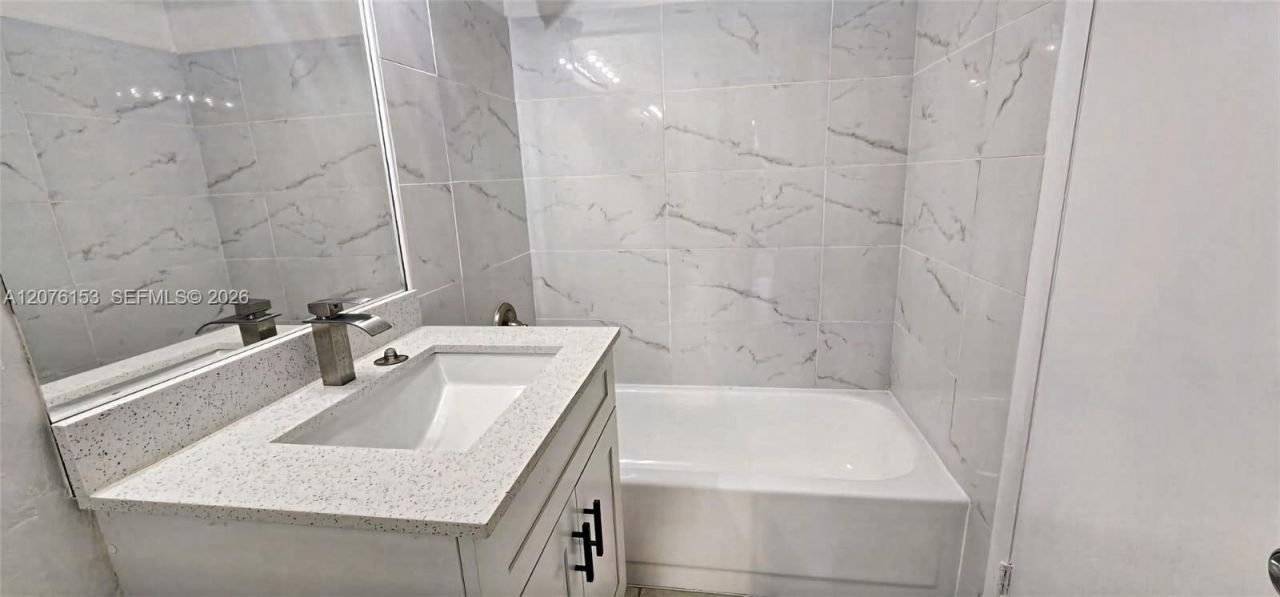6339 La Costa Dr , Unit B, Boca Raton, FL 33433 Photo