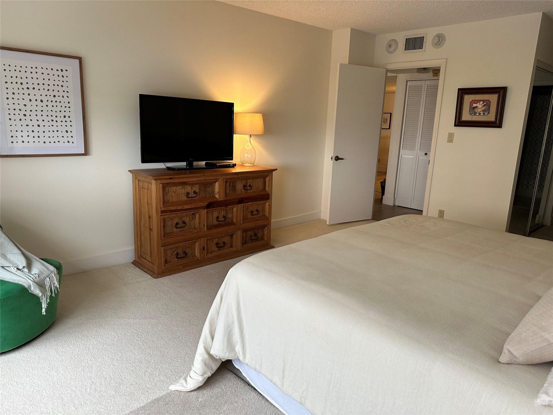 5100 N Ocean Boulevard, Unit 608, Lauderdale by the Sea, FL 33308 Photo