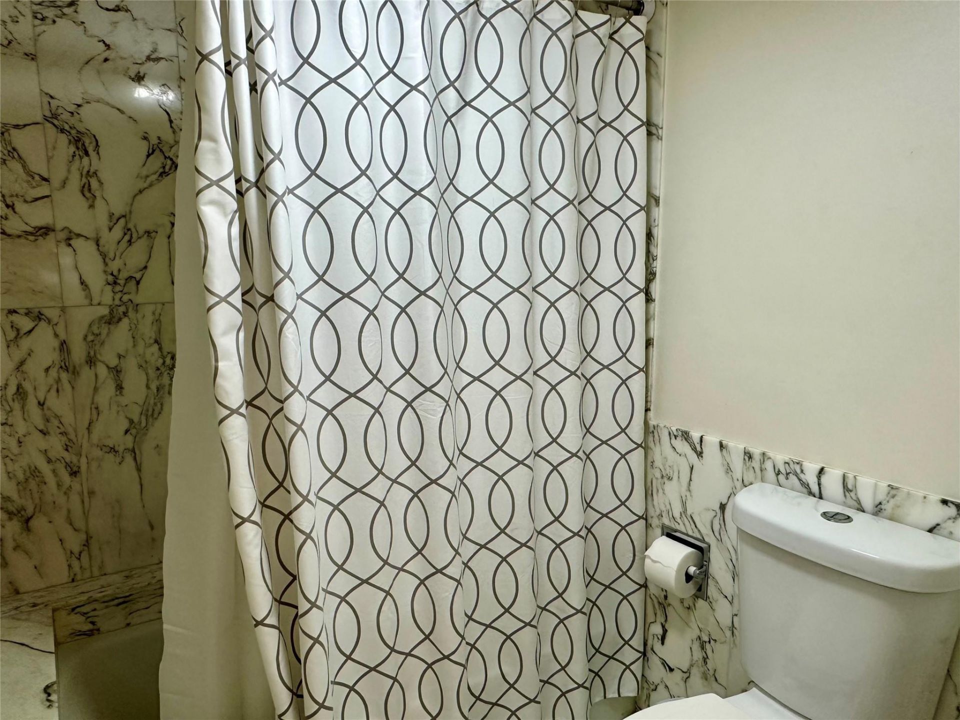 5100 N Ocean Boulevard, Unit 608, Lauderdale by the Sea, FL 33308 Photo