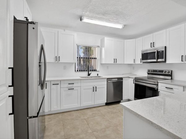 11556 NW 1ST Street, Plantation, FL 33325