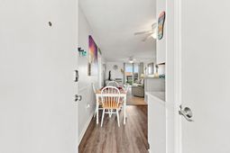 1919 Spring St. photo 4