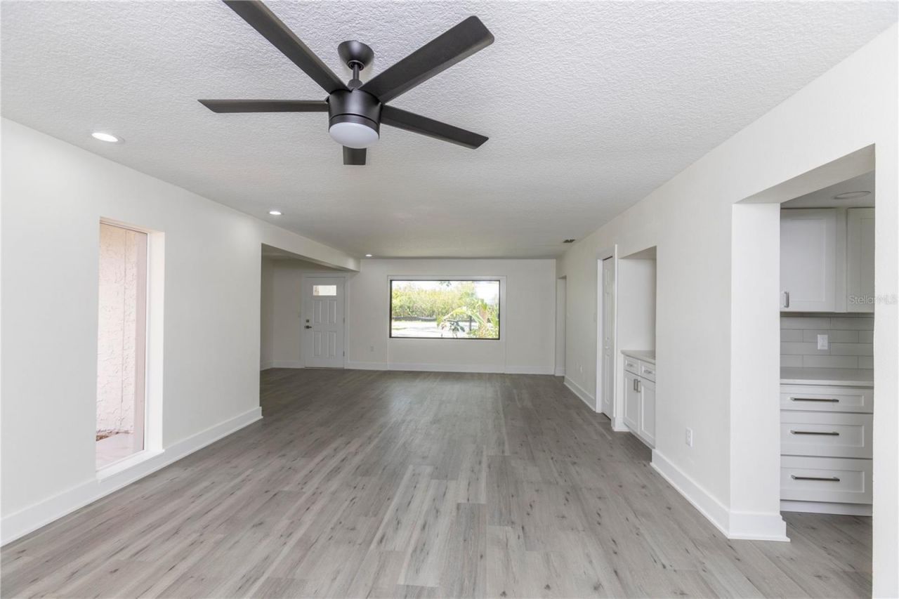 5303 Sea Forest Drive, New Port Richey, FL 34652 Photo