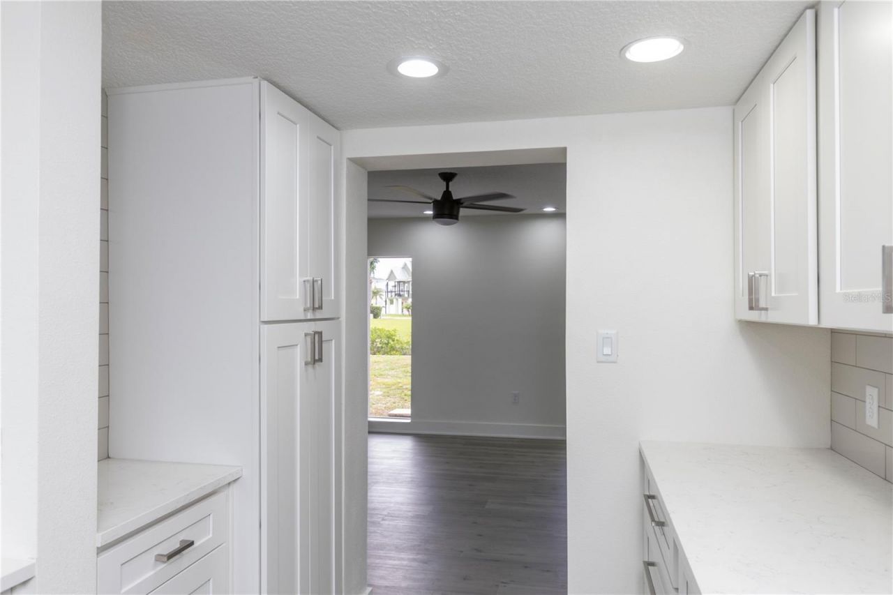 5303 Sea Forest Drive, New Port Richey, FL 34652 Photo
