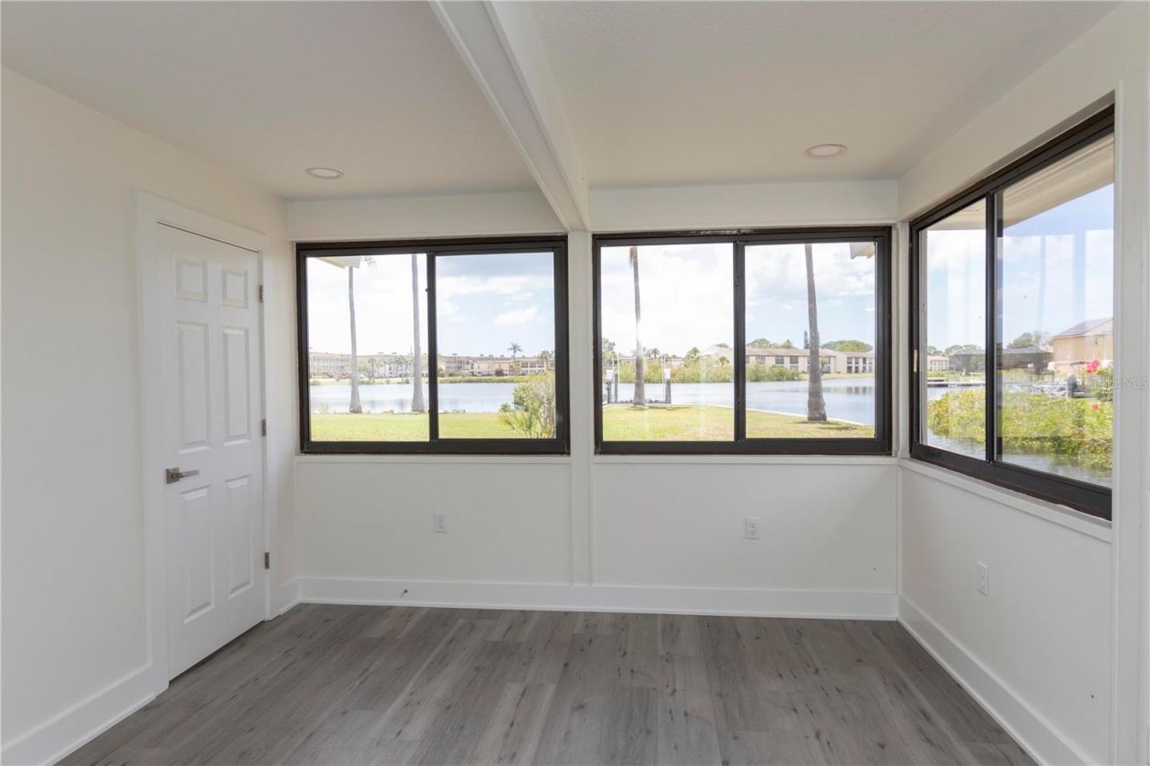 5303 Sea Forest Drive, New Port Richey, FL 34652 Photo
