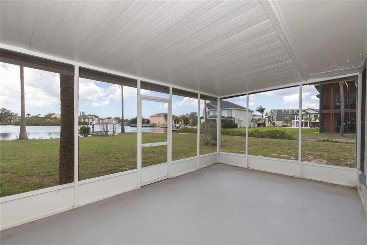 5303 Sea Forest Drive, New Port Richey, FL 34652 Photo