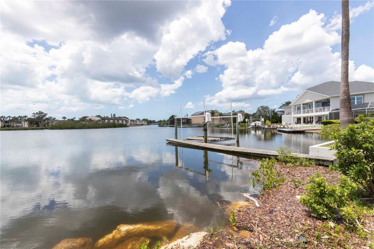 5303 Sea Forest Drive, New Port Richey, FL 34652 Photo
