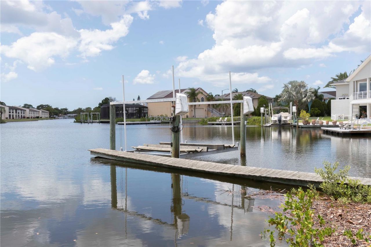 5303 Sea Forest Drive, New Port Richey, FL 34652 Photo
