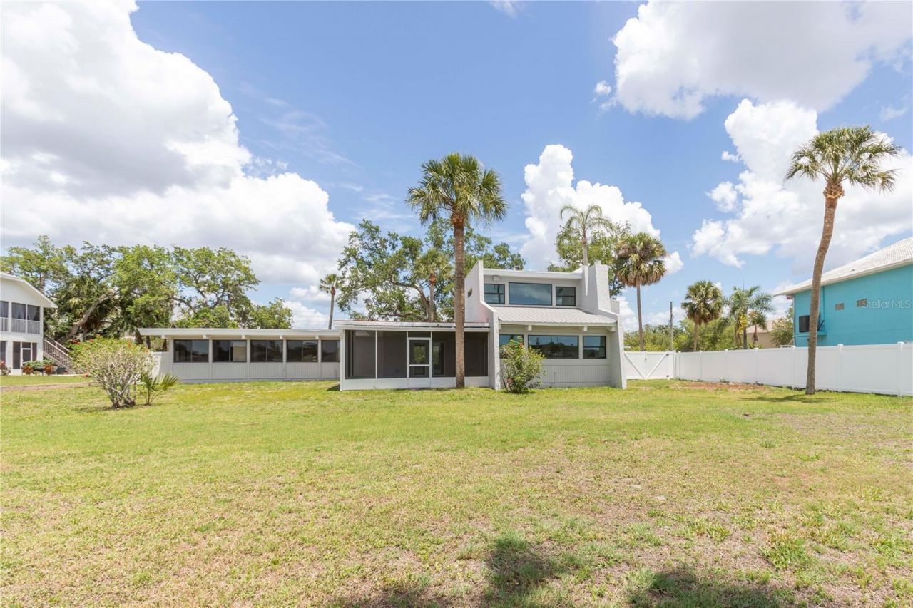 5303 Sea Forest Drive, New Port Richey, FL 34652 Photo