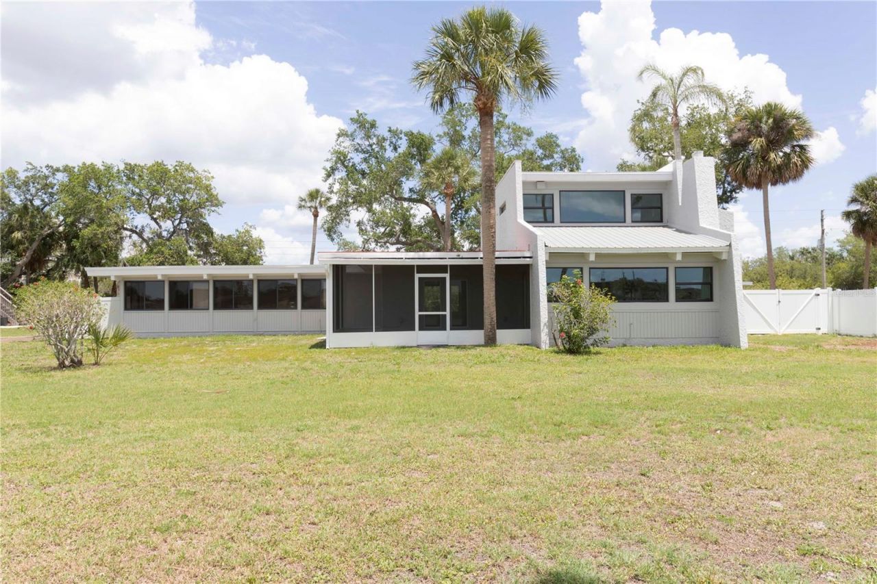 5303 Sea Forest Drive, New Port Richey, FL 34652 Photo