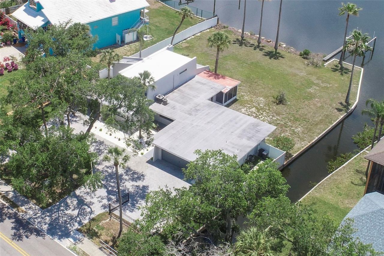 5303 Sea Forest Drive, New Port Richey, FL 34652 Photo