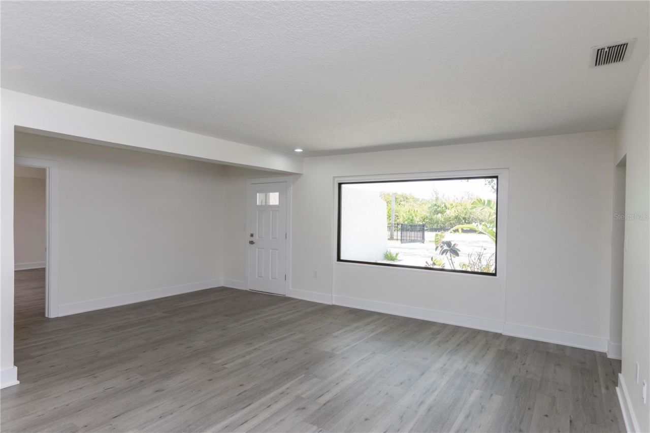 5303 Sea Forest Drive, New Port Richey, FL 34652 Photo
