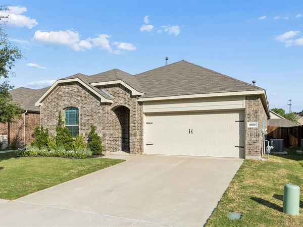 8109 Green Heron Drive, McKinney, TX 75071