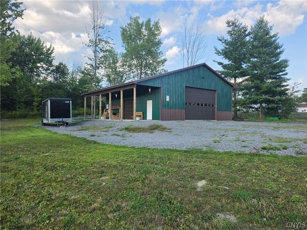 198 Dry Bridge Road , Central Square, NY 13036