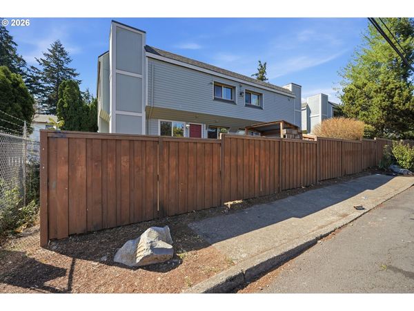 2543 SE 119TH AVE, Unit 10, Portland, OR 97266