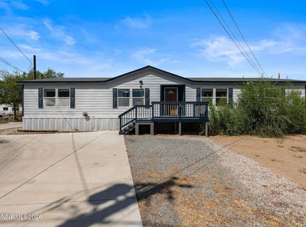 285 E 6th Avenue, Sun Valley, NV 89433 Photo
