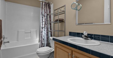 285 E 6th Avenue, Sun Valley, NV 89433 Photo