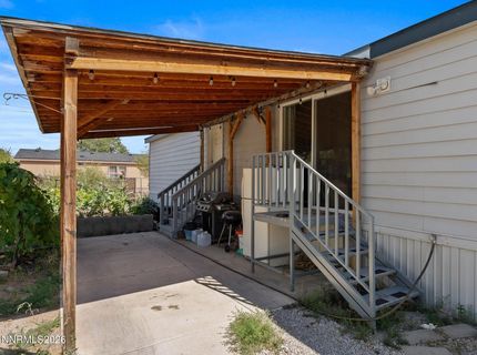285 E 6th Avenue, Sun Valley, NV 89433 Photo