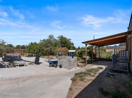 285 E 6th Avenue, Sun Valley, NV 89433 Photo