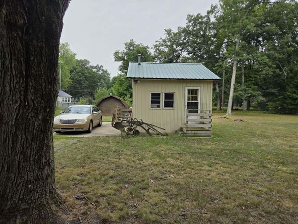 931 S Pierce Road, White Cloud, MI 49349