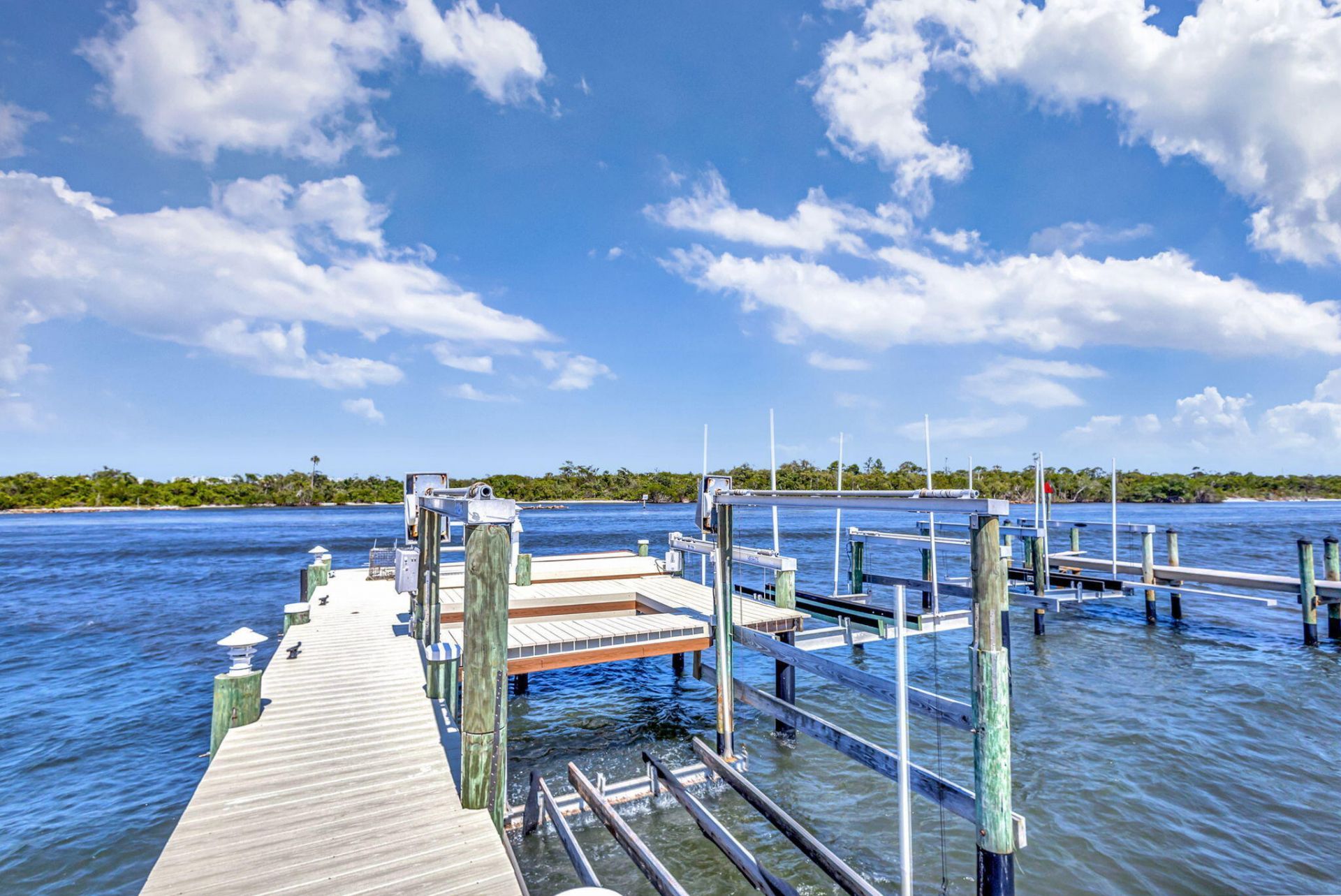 16334 Port Dickinson Drive, Jupiter, FL 33477 Photo